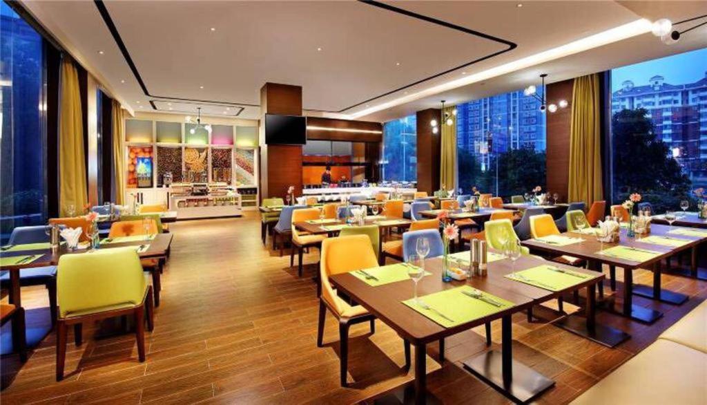 Hampton By Hilton Changsha Xingsha Exteriör bild