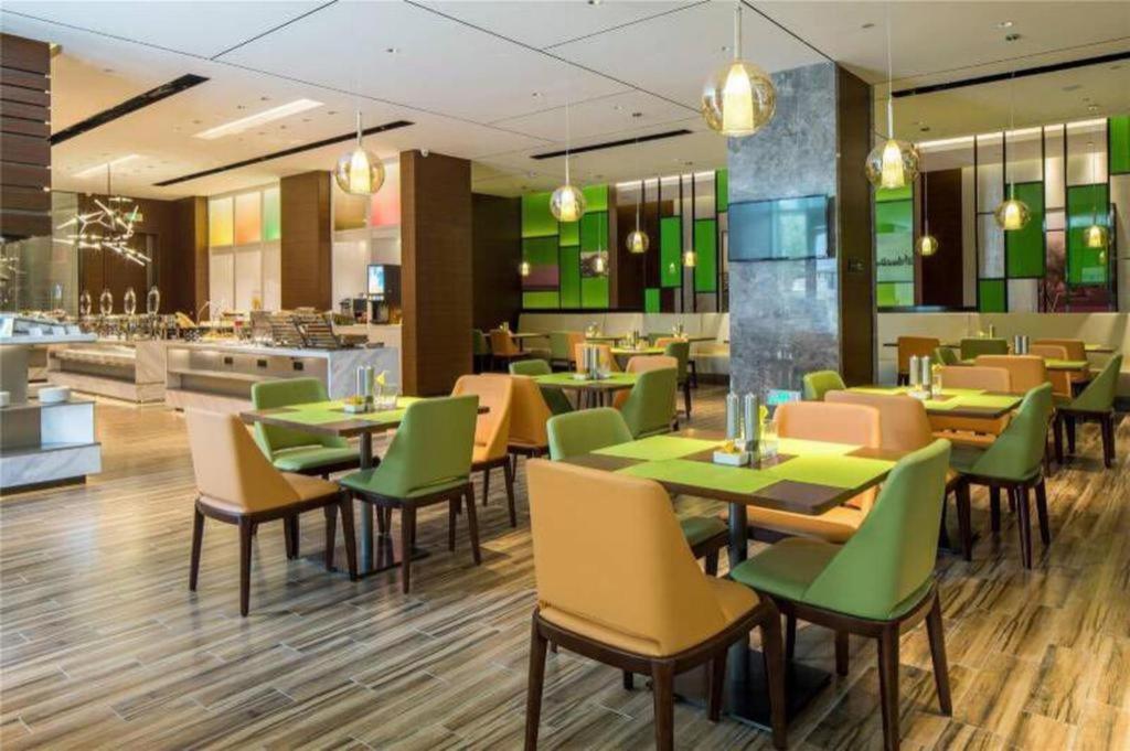 Hampton By Hilton Changsha Xingsha Exteriör bild